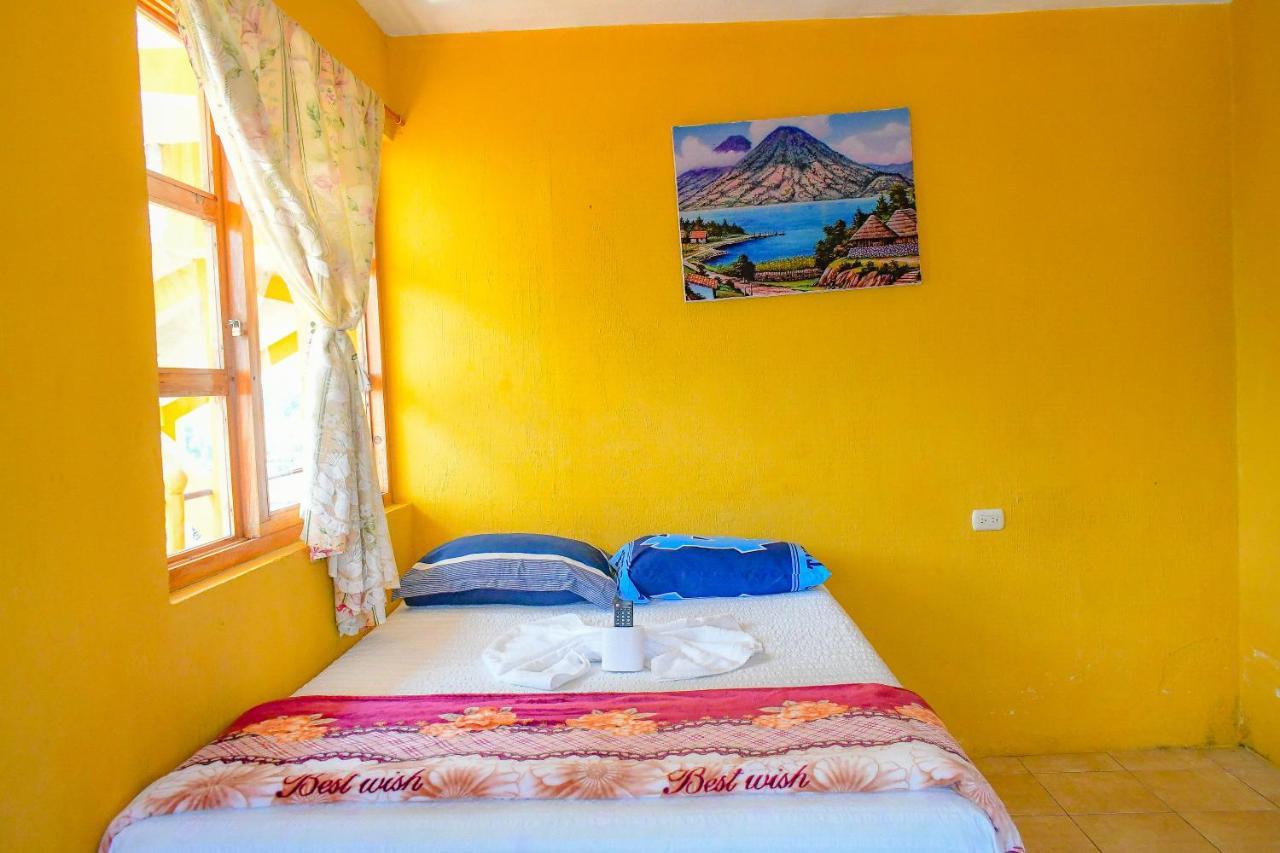 Hotel Villa Del Lago San Pedro La Laguna Bagian luar foto